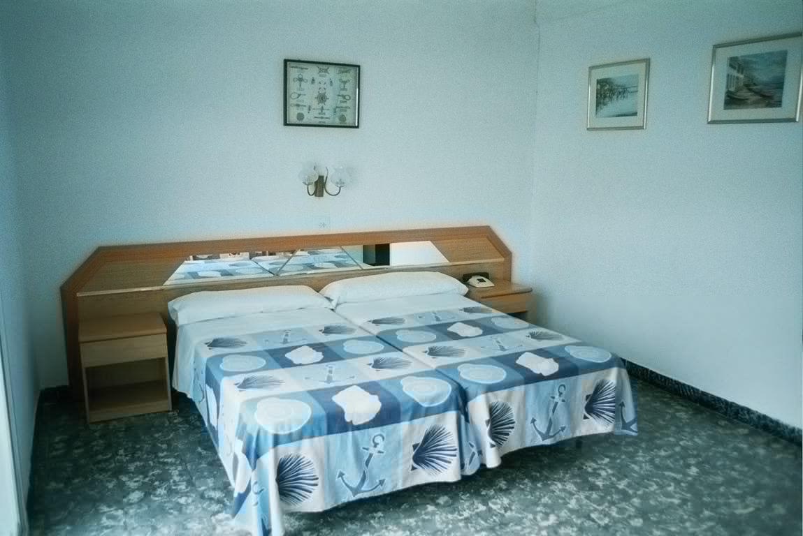 Hotel Fragata Calella Luaran gambar