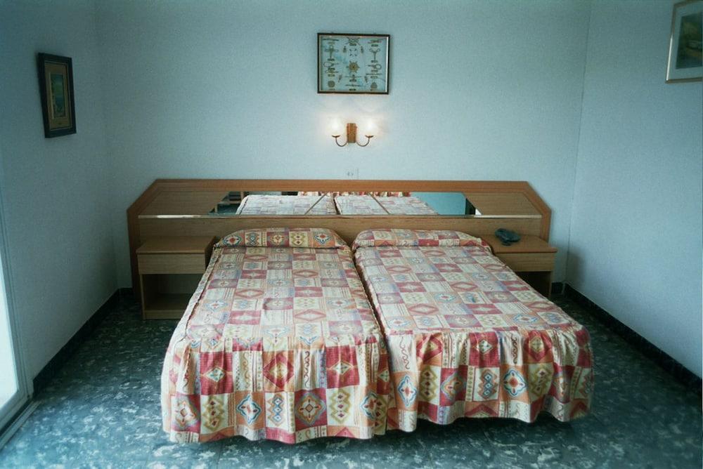 Hotel Fragata Calella Luaran gambar