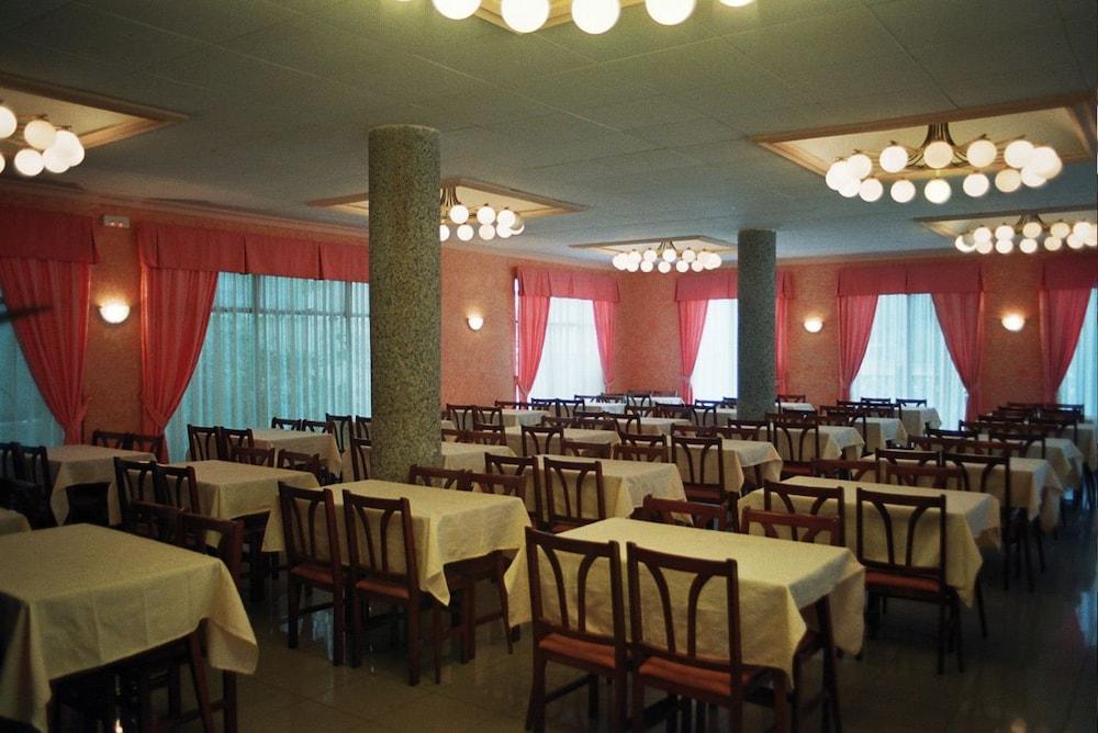 Hotel Fragata Calella Luaran gambar